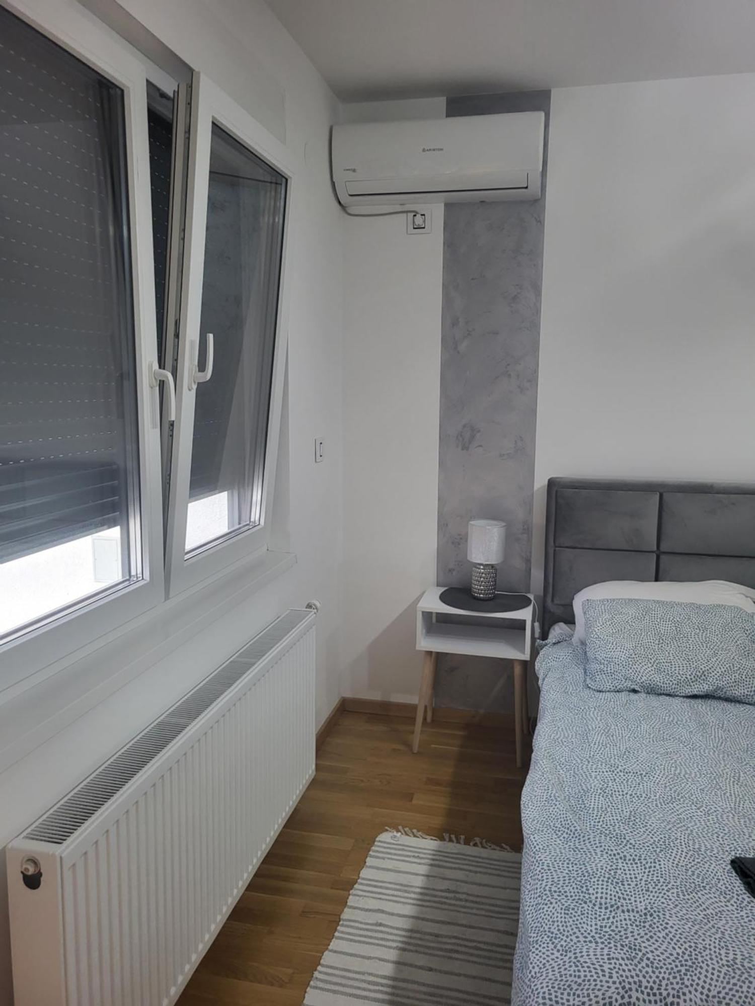 Apartman Mima Sombor Esterno foto